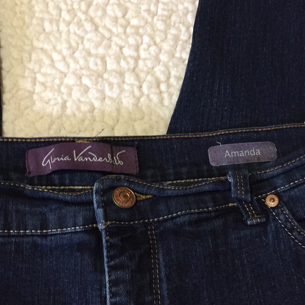 Jeans - Picture 3 of 6